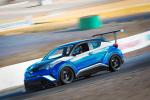 Toyota C-HR R-Tuned 2017 года
